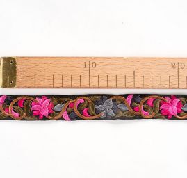 Vyšívaná stuha šantung drobné květy růžové