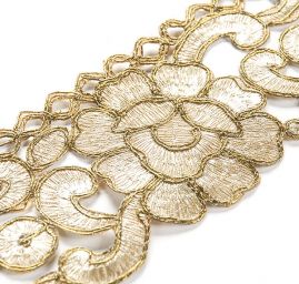 Krajková kovová stuha zlatá velký květ