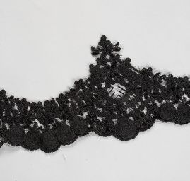 Krajka lem výšivka na tylu drobné květy černá