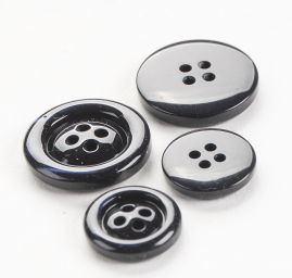 Knoflík oblekový 24" lem modrý