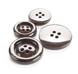 Knoflík oblekový 24" lem hnědý