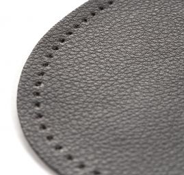 Záplata umělá kůže ovál 14,1×9,5 cm tmavě hnědá