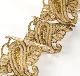 Krajková kvová stuha paisley vzor zlatá