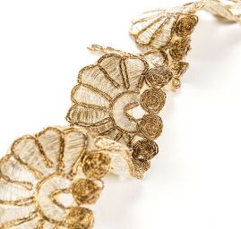 Krajková kovová stuha vějíře zlatá