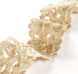Krajková kovová stuha větvičky světle zlatá