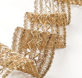 Krajková kovová stuha řetízek starozlatá