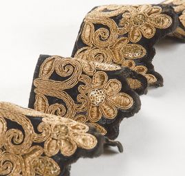 Šantungová stuha květy s flitry měděné