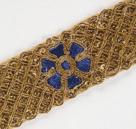 Krajková kovová stuha starozlatá modrá
