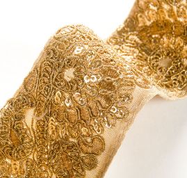 Krajková kovová stuha vějířový vzor 