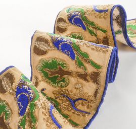 Stuha vyšívaná na šantungu ptáci modrá