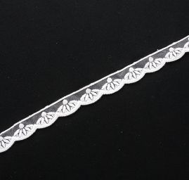 Krajka lemovací romantický vzor bílá