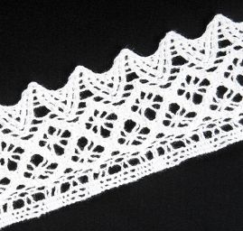 Krajka hrubá bílá vzor obloučky