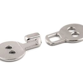 Ozdobné zapínání kovové hladké nikl stříbrný