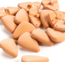 Knoflík plastový s krčkem trojúhelník béžový