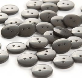 Knoflík plastový kulatý tmavě šedý 24"