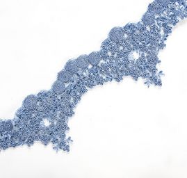 Krajka lem výšivka na tylu drobné květy sv.modré