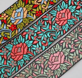 Porta vyšívaný taft vzor květy pistáciová