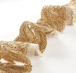 Stuha rexová výšivka na tylu květinový vzor zlatá kupón