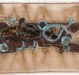 Organzová stuha výšivka doplněná flitry/rokajlem