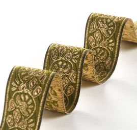 Stuha žakárová jemný květinový vzor zelená