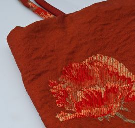 Originální taška šitá žakárová látka skořicové barvy