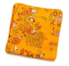 Elegantní brokátová taštička sytě žlutá