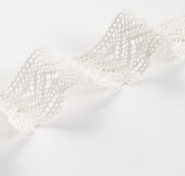 Krajka lem paličkovaná geomtrický vzor bílá