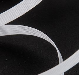 Kostice 12mm plast bílá