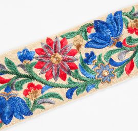 Vyšívaná stuha šantung širší květy šedočervené