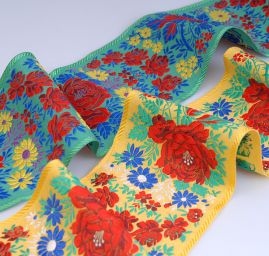 Folklorní stuha žlutá s květinovým vzorem