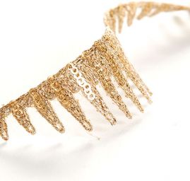 Krajková kovová stuha s flitry vlnky