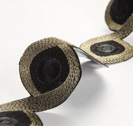 Krajková oděvní porta nažehlovací černá/zlatá