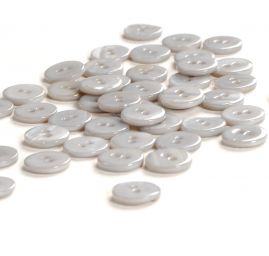 Knoflík perleťový dvoudírkový perlově šedý