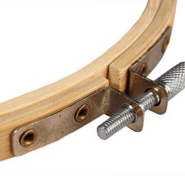 Kruh na vyšívání bambusový 18cm