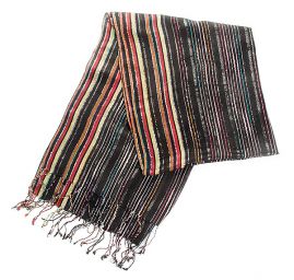 Šála jemná s třásněmi černá