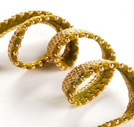 Porta zdobný prýmek doplněn korálky zelenozlatý