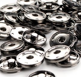 Patentky kovové velikost 25mm nikl tmavý