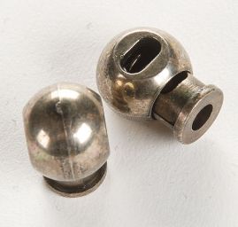 Brzdičky kulaté jednodírkové plast tm.stříbrná