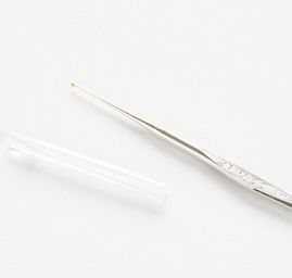 Kovový háček PONY vel. 2 mm