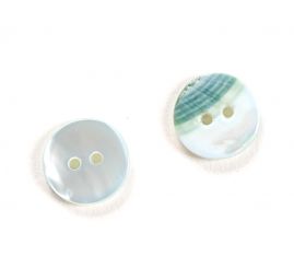 Knoflík perleťový dvoudírkový azurový 24"