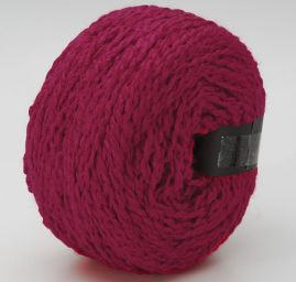 Hedvábná příze vínová