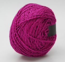 Hedvábná příze fialová