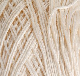 Bavlněná pletací příze klasická tenká smetanová