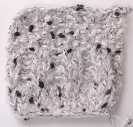 Směsová pletací příze Marlen bílošedý melír