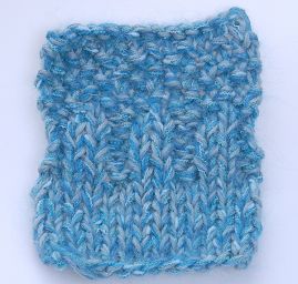 Směsová vlněná pletací příze modrý melír