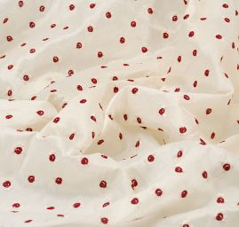 Vyšívaná taftová metráž motiv drobné růžičky