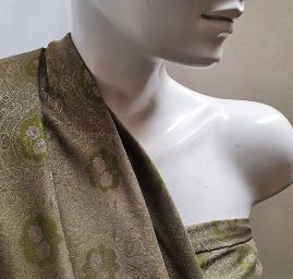 Brokát nepružný vintage medajlon zelenošedý