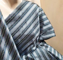 Brokát nepružný květy a proužky tyrkysovofialový