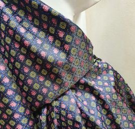 Brokát nepružný ornament modrorůžový