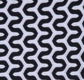 Efektní úplet geometrický vzor černobílý
